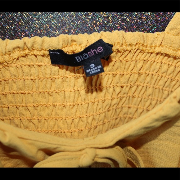 ⚡️ Blashe Yellow Crop Top - Picture 2 of 4